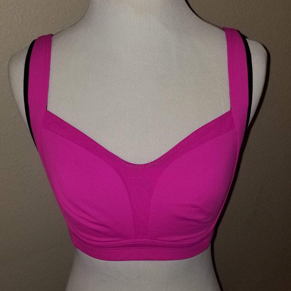 Lululemon Athletica sports Bra